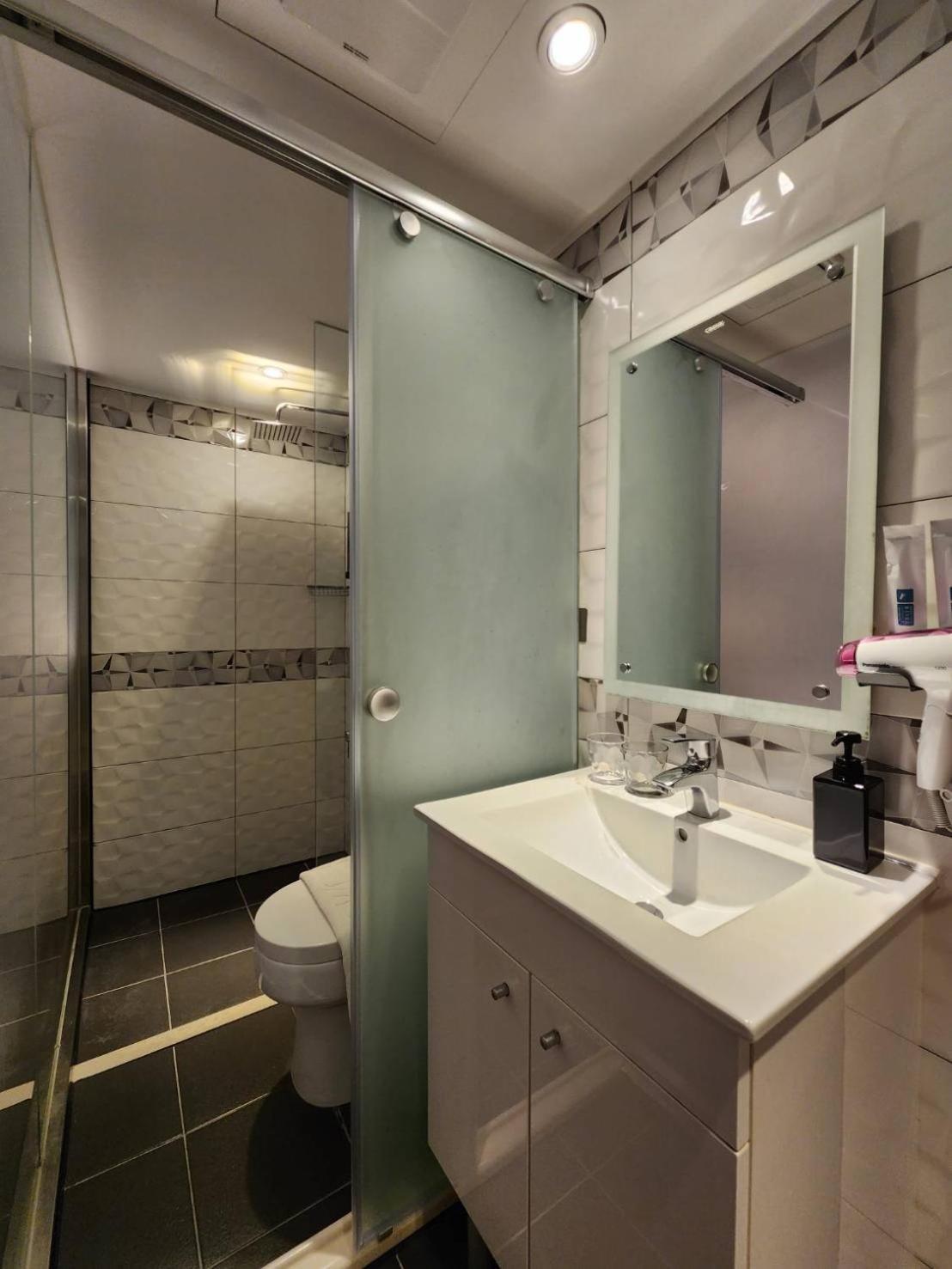 Fun Stay Inn Ximen 타이베이 외부 사진